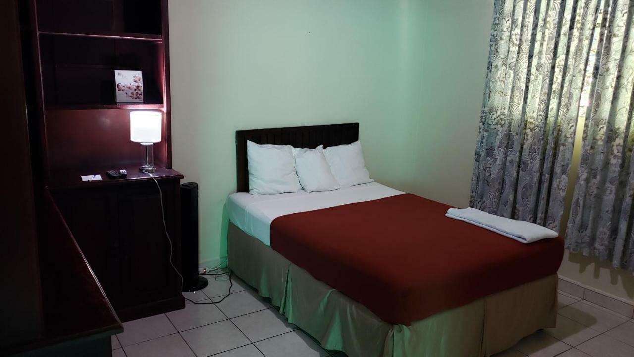 Domus Hotel San Salvador Luaran gambar